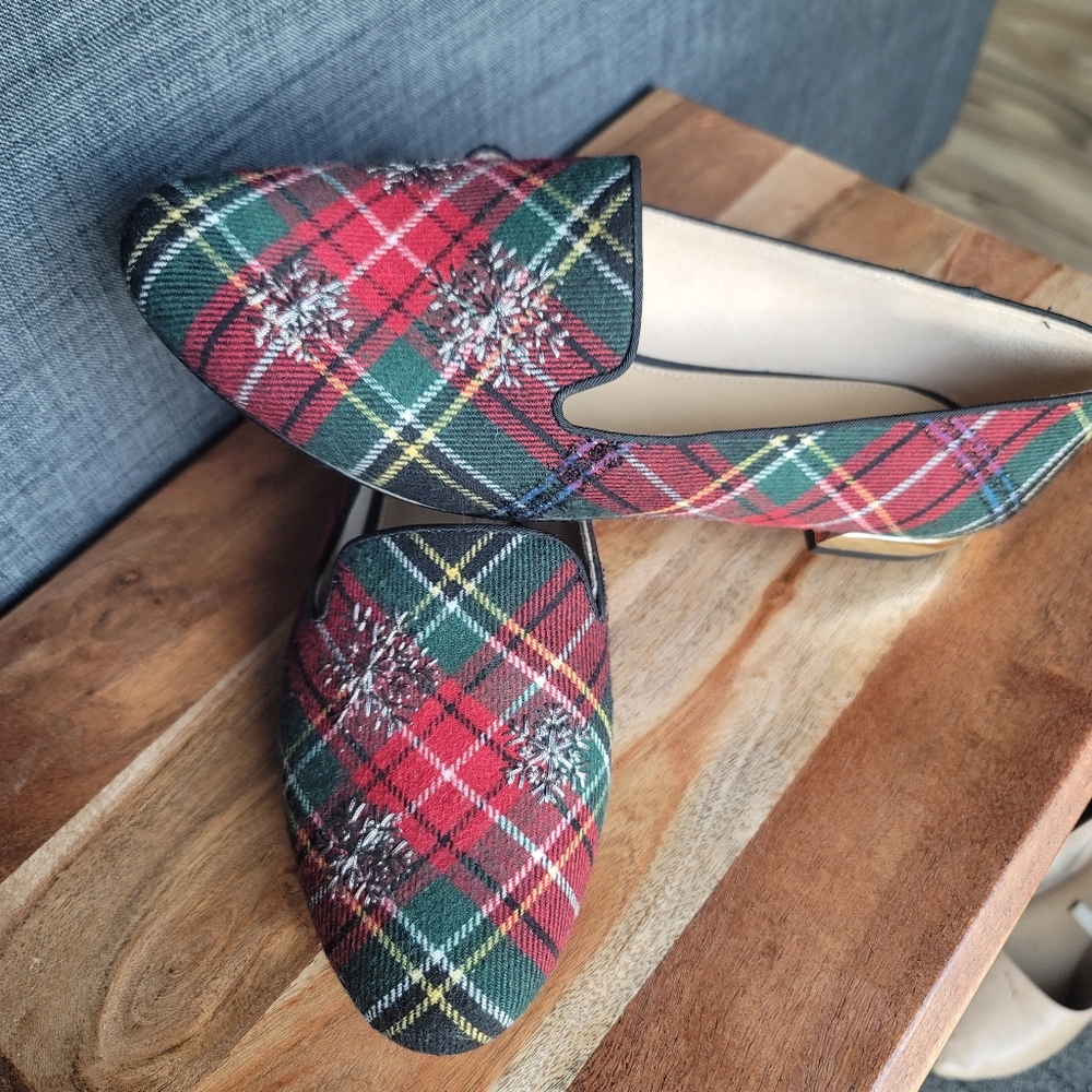 Ryan Embroidered Snowflake Green And Red Tartan Plaid Loafers Talbots - Picture 8 of 8